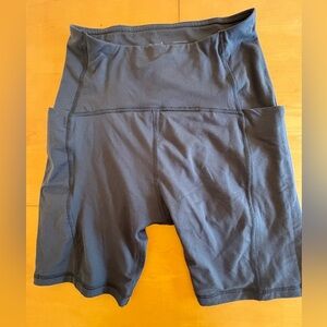 Thinx S black cycle shorts moderate padding cycling, commuter workout